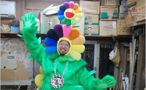 Murakami Floats in Thanksgiving Parade, Dances in Flower Suit