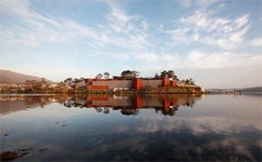 Australian Millionaire's Museum Tries Something New (And Old)