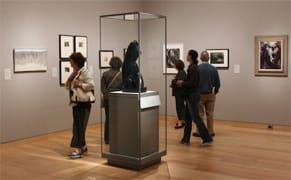 When a Social Circle Became an Art Movement