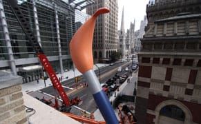 Claes Oldenburg Unveils Fourth Large-Scale Sculpture in Philadelphia
