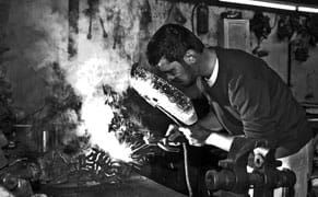 The Story of One Saudi Sculptor Who Took a Chance and Made "Un-art"