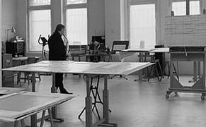 What Happens When There is No Center and It Cannot Hold?