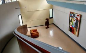 Walking Through Le Corbusier's Principles of Architecture in his Villa La Roche