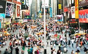 Photographs Turn New York City into a Stage for Humanity