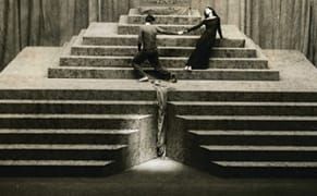 Stunning Photographs of Early 20th Century Theater in New York