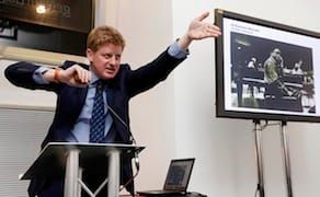 Hedge Fund Manager Wants Sotheby's to Start Betting on Art