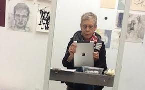 Selfies as the Other Side of the Mirror