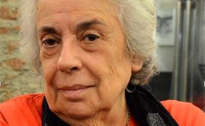 Angry Photographer Rejects Prize, Criticizes Spain's "Pitiful" Cultural Landscape