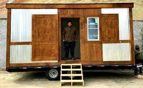 Can Mobile Architecture Alleviate the Affordable Studio Space Crisis?