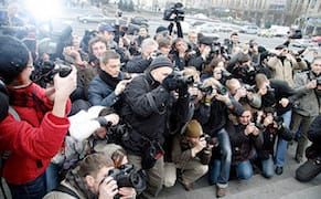 New French Report Zooms In on Field of Photography