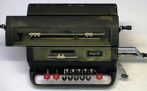 70 Years of Glitchy Computer History Turned Into Music