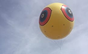 Artists Bisect the US-Mexico Border Fence with Balloons