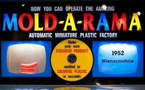 Mold-A-Rama: An Affordable Art Machine That's Survived Half a Century