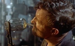 Watch a 1958 Oscar-Winning Short About Dutch Glassblowers