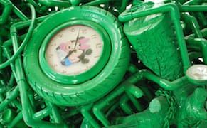 In Phnom Penh, an Artist Confronts the City’s Deadly Traffic