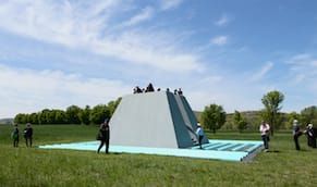 Dennis Oppenheim and Josephine Halvorson Shift Our Perspective with Oversize Sculptures