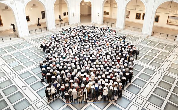 In Brooklyn, 600 Women Artists Unite for a Photograph