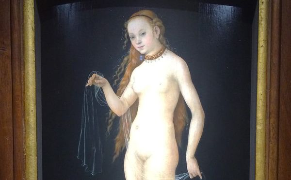 Detail of "Venus" (1531), attributed to Lucas Cranach the Elder (photo by Benjamin Sutton for Hyperallergic)