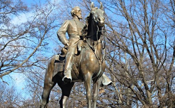 Tennessee Commission Rejects City's Request to Remove Monument to First Grand Wizard of KKK
