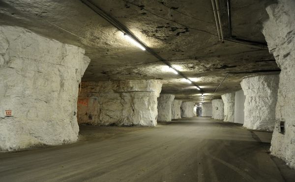 The Artificial Caverns that House America's Underground Business Parks