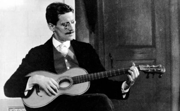 Setting the Puzzling Language of James Joyce's Finnegans Wake to Music