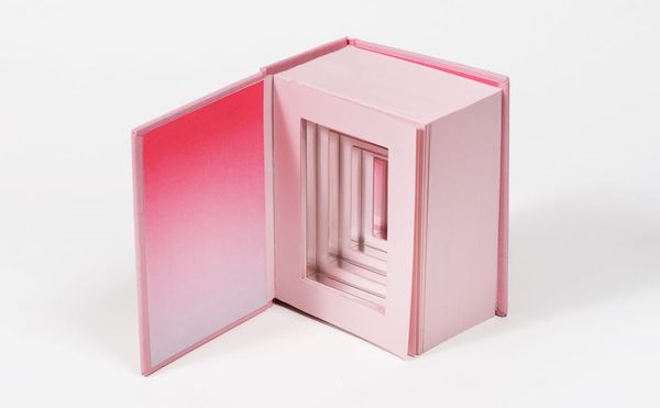 Paperweight sculpture by Camilla Iliefski (courtesy the artist and Fisher Parris)