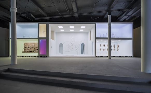 An Installation in a 19th-Century Department Store Collapses Time