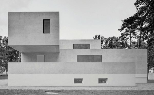 "Ornament Is Crime:" A Visual Manifesto for the Modernist Home