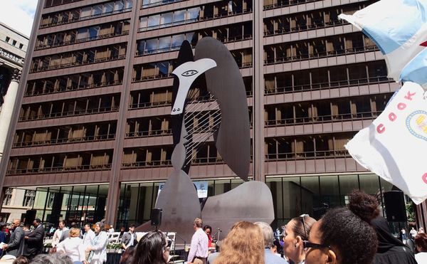 Chicago Celebrates 50th Anniversary of Its Picasso Sculpture, a Gift Many Residents Didn’t Want