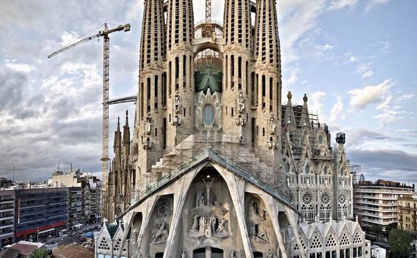 Sagrada Familia Among Sites Targeted by Barcelona Terrorists