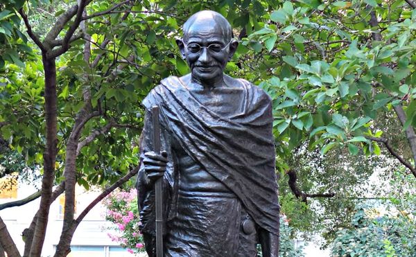 Get a Call from a New York City Statue