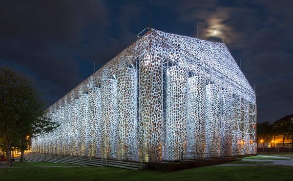 Marta Minujín, "The Parthenon of Books" (2017),  steel, books, and plastic sheeting , Friedrichsplatz, Kassel, Documenta 14 (