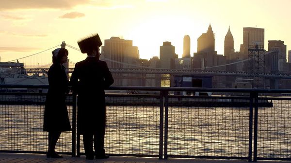 A Nuanced Portrait of Hasidic Brooklyn