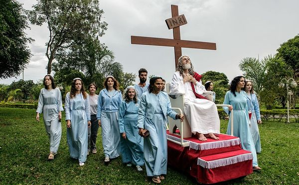 Photographs of Men Who Believe They Are Christ's Second Coming