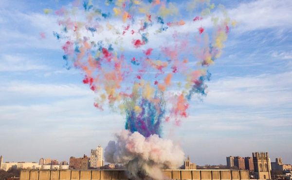 Cai Guo-Qiang's Pyrotechnic Mushroom Cloud Commemorates the First Nuclear Reaction