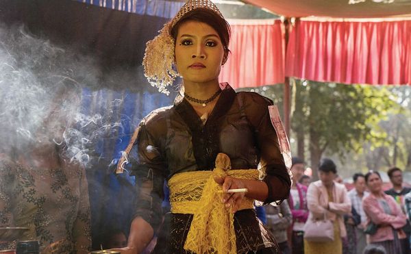 A Photographer Documents How Spirit Mediums in Myanmar and Thailand Blur Gender