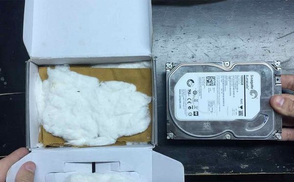 Still from Julia Weist and Nestor Siré, "Holguín (BABALAWO)" (2016) (courtesy the artists)