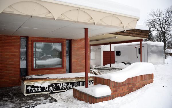 Developer Bulldozes Frank Lloyd Wright Building as Preservationists Rushed to Save It