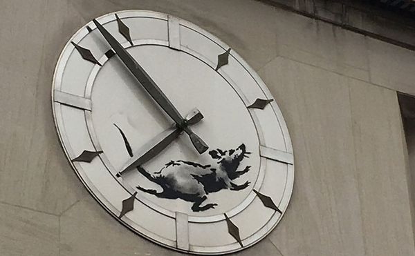 Banksy's new rat at 14th Street and Sixth Avenue