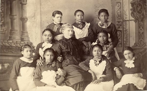 A Rare Collection of 19th-Century Photographs of Native Americans Goes Online