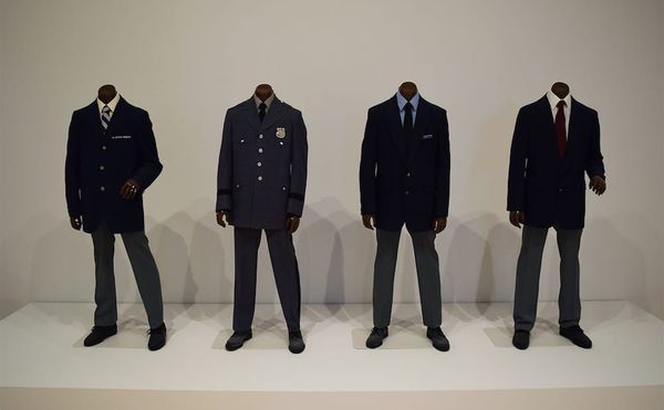 Fred Wilson, "Guarded View" (1991) (photo by Benjamin Sutton/Hyperallergic)