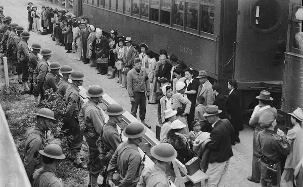 Clem Albers, "Arcadia, California, April 5, 1942" (courtesy National Archives and Records Administration)