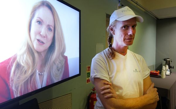 A Playful and Prurient Performance About Pornography