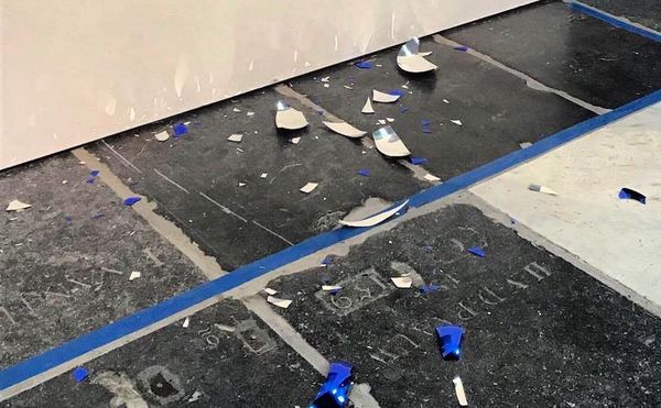 Clumsy Churchgoer Destroys Jeff Koons "Gazing Ball" by Touching It