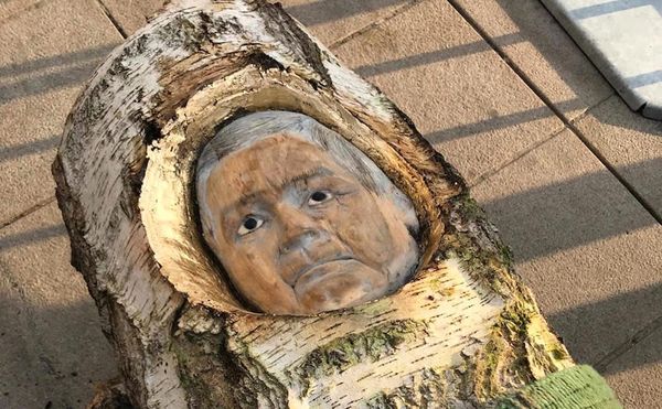 An Unsanctioned Artistic Tribute to the Polish President Who Died in a Plane Crash