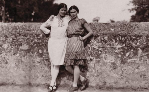 The Art and Friendship of Frida Kahlo and Tina Modotti in a Laura Mulvey Documentary