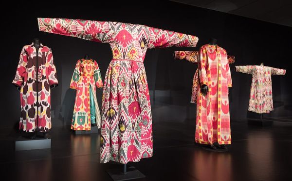 The Enduring Influence of Ikat Fabric, from Oscar de la Renta to Contemporary Design