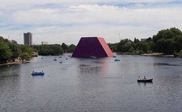 Encountering Christo’s Massive Sculpture on the Serpentine Lake