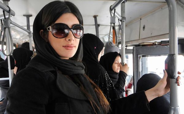 How a Political Sociologist Fell into Photojournalism After a 1980 Trip to Iran