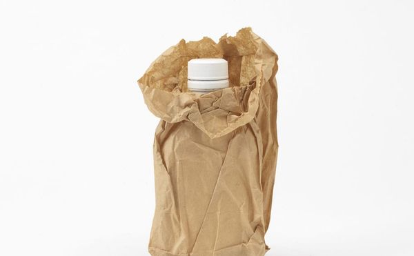 The Politics of the Gallery Display